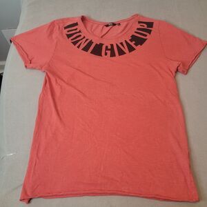 Nuon  Womens Red T-Shirt Don't Give Up Graphic Tee Size M Crew Neck